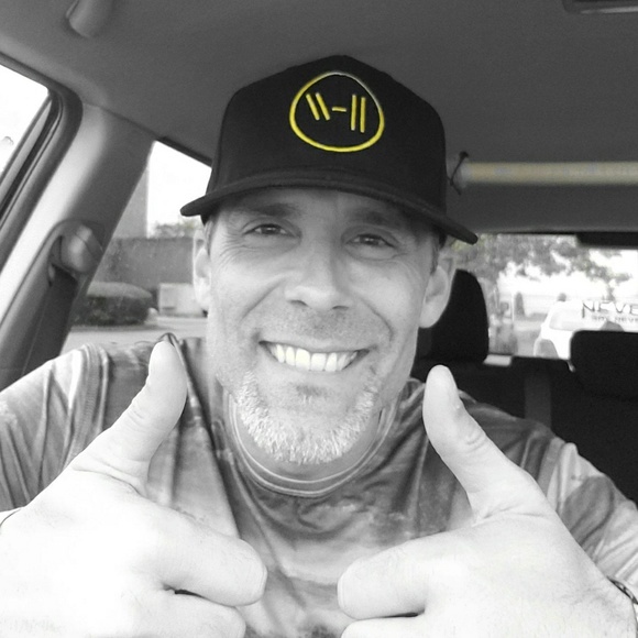 Meet your Posher, Ron - Picture 1 of 1